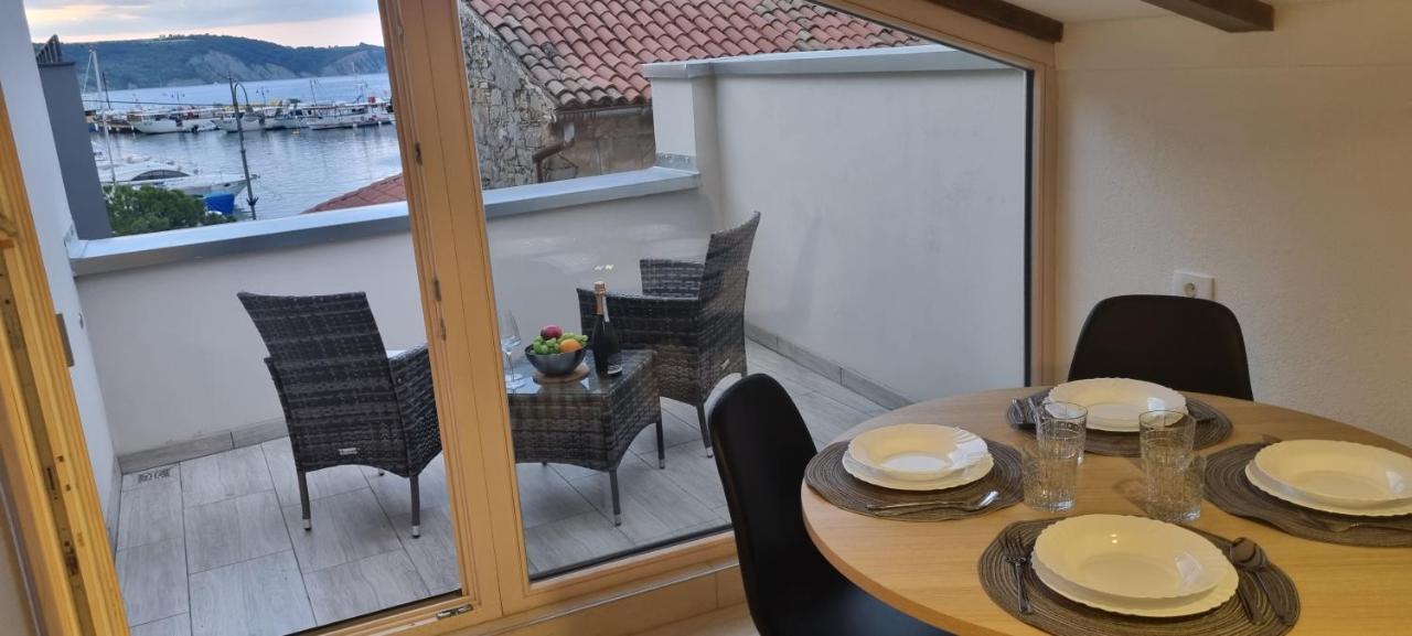 Dea Del Mar Apartments Izola Exterior photo