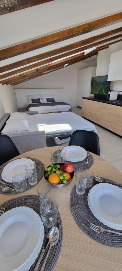 Dea Del Mar Apartments Izola Exterior photo